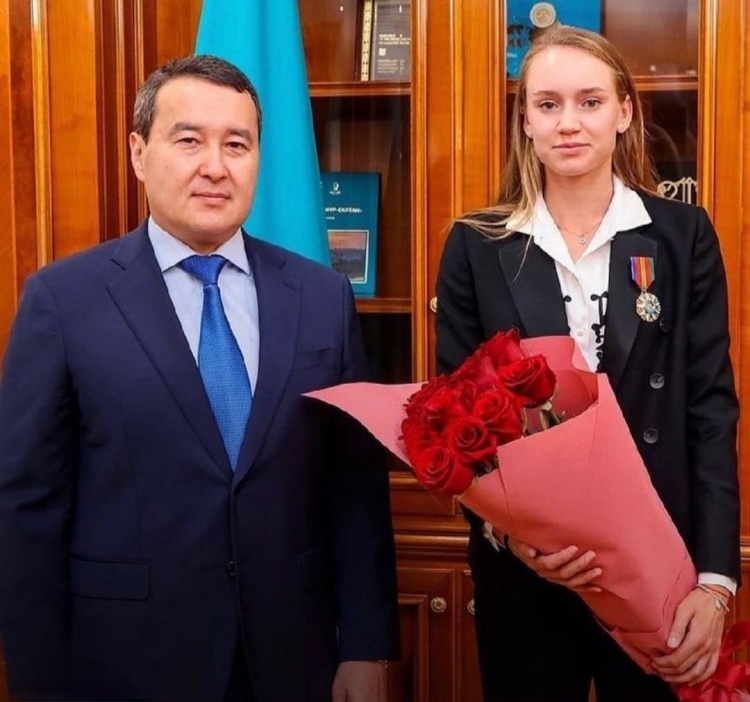 自己的表现 自己的表现