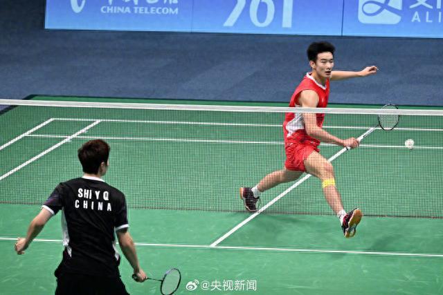 出顽强的斗 出顽强的斗